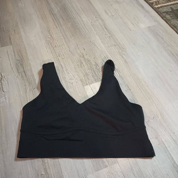 Fabletics - Picture 2 of 5